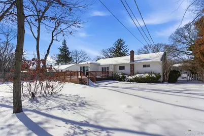 25 Rogers Lane, Smithtown, NY 11787 - Photo 23