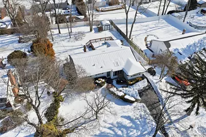 25 Rogers Lane, Smithtown, NY 11787 - Photo 23