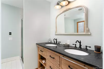 48 Island View Drive W, Sag Harbor, NY 11963 - Photo 21