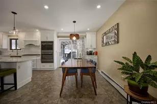 42 Rockwood Dr, Newburgh, NY 12550 - Photo 5