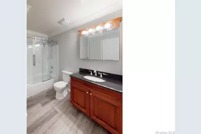 128 Overlook Drive #128, Farmingville, NY 11738 - Photo 9