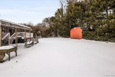 201 Martin Drive, Syosset, NY 11791 - Photo 29