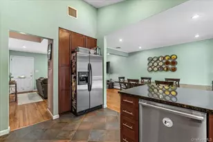 201 Martin Dr, Syosset, NY 11791 - Photo 13