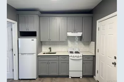 21 Collegeview Avenue #21-5, Poughkeepsie, NY 12603 - Photo 1