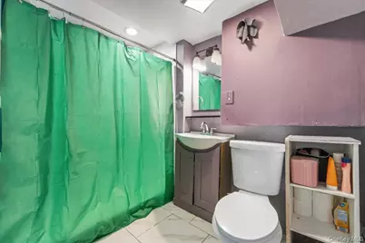 28 Hemlock Street, Central Islip, NY 11722 - Photo 25