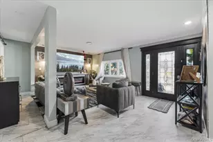 28 Hemlock St, Central Islip, NY 11722 - Photo 11