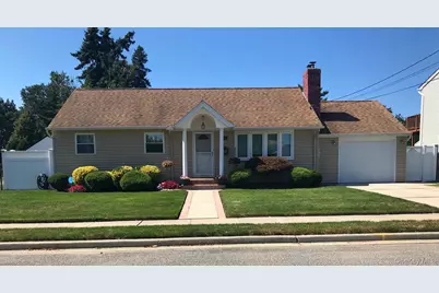 113 Kuhl Avenue, Hicksville, NY 11801 - Photo 1