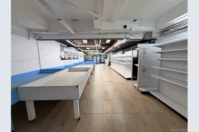 272 E 198th Street, Bronx, NY 10458 - Photo 23