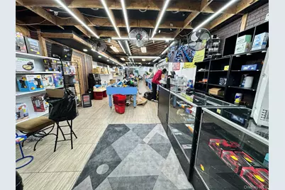 272 E 198th Street, Bronx, NY 10458 - Photo 5