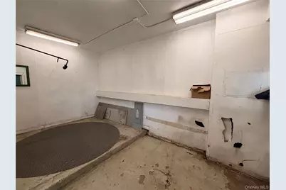 272 E 198th Street, Bronx, NY 10458 - Photo 21