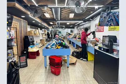 272 E 198th Street, Bronx, NY 10458 - Photo 7