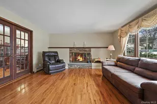 2 Forester Ct, Northport, NY 11768 - Photo 7