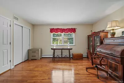 2 Forester Court, Northport, NY 11768 - Photo 11