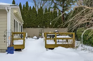 2 Forester Ct, Northport, NY 11768 - Photo 39