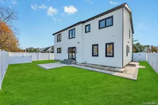 143 Farmedge Rd, Levittown, NY 11756 - Photo 13