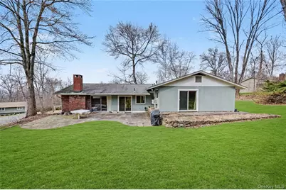 493 Mitchell Drive, Valley Cottage, NY 10989 - Photo 35