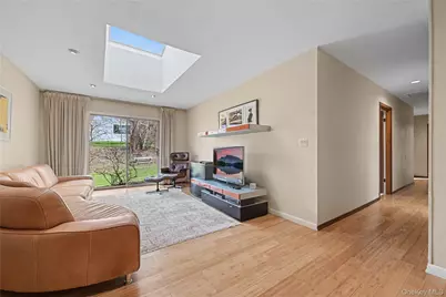 493 Mitchell Drive, Valley Cottage, NY 10989 - Photo 29