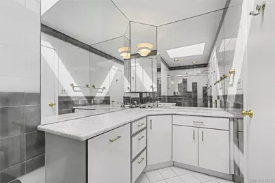 493 Mitchell Drive, Valley Cottage, NY 10989 - Photo 23