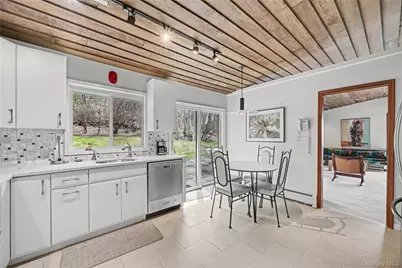 493 Mitchell Drive, Valley Cottage, NY 10989 - Photo 13