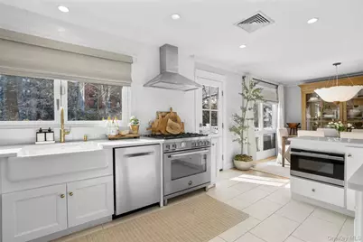 87 Inverness Road, New Rochelle, NY 10804 - Photo 9