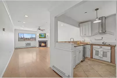 50 Dekalb Avenue #2E, White Plains, NY 10605 - Photo 3