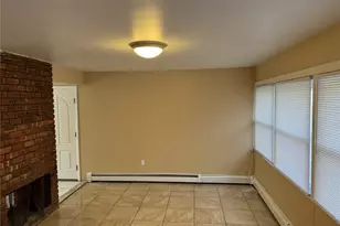 33 Clarissa Dr, Hicksville, NY 11801 - Photo 15