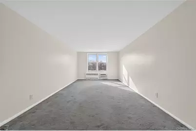 66-10 Thornton Place #4C, Rego Park, NY 11374 - Photo 5