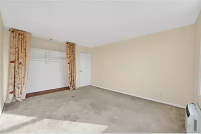 66-10 Thornton Place #4C, Rego Park, NY 11374 - Photo 9