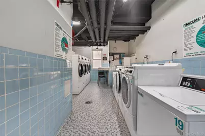 66-10 Thornton Place #4C, Rego Park, NY 11374 - Photo 15