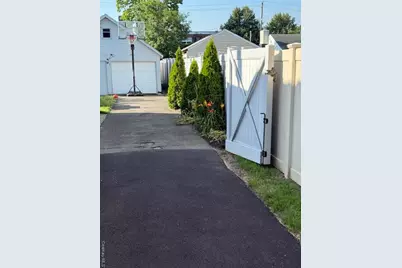 982 Adams Street, Baldwin, NY 11510 - Photo 25