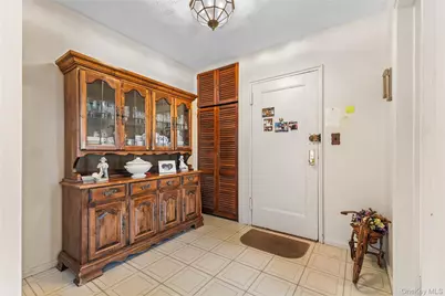 58 Lawrence Court #A, White Plains, NY 10603 - Photo 3