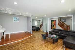 11 Otsego Ave, Dix Hills, NY 11746 - Photo 5