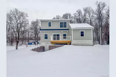 106 Wigsten Road, Pleasant Valley, NY 12569 - Photo 5