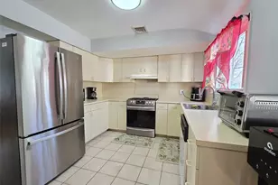 237 Donald Blvd, Holbrook, NY 11741 - Photo 5