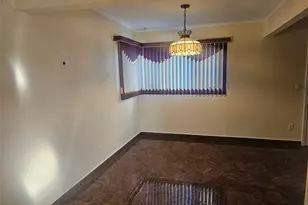 162 Crown Ave, Elmont, NY 11003 - Photo 5