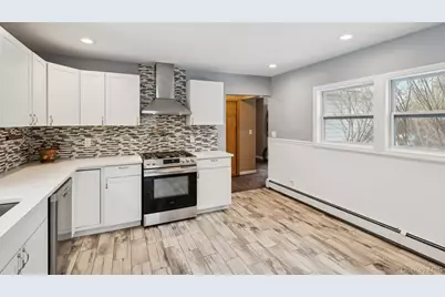 36 Locust Avenue, Miller Place, NY 11764 - Photo 11