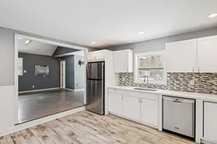 36 Locust Ave, Miller Place, NY 11764 - Photo 9