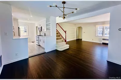 11 W Glen Avenue, Port Chester, NY 10573 - Photo 3