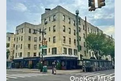 21-05 33 Street #5F, Astoria, NY 11101 - Photo 1