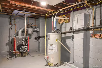 320 Walnut Avenue, New Windsor, NY 12553 - Photo 27