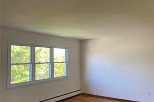 297 Fairfield Ave, Carle Place, NY 11514 - Photo 3