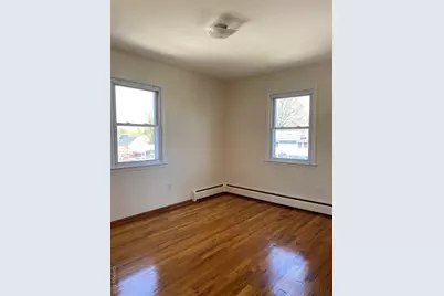 297 Fairfield Avenue, Carle Place, NY 11514 - Photo 5