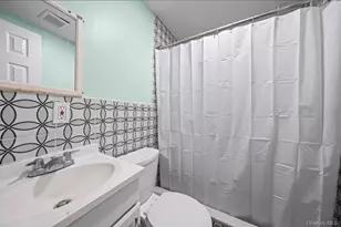 68 S Village Dr, Bellport, NY 11713 - Photo 9