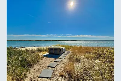 2450 Peters Neck Road, Orient, NY 11957 - Photo 1