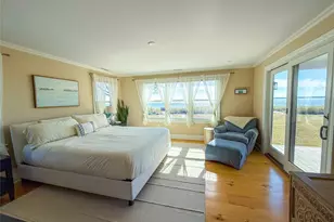 2450 Peters Neck Rd, Orient, NY 11957 - Photo 11