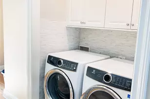 2450 Peters Neck Rd, Orient, NY 11957 - Photo 9