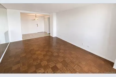 27110 Grand Central Parkway #10F, Floral Park, NY 11005 - Photo 5