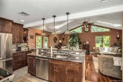 45 Ridge Road, Farmingdale, NY 11735 - Photo 7