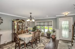 45 Ridge Rd, Farmingdale, NY 11735 - Photo 5