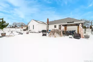 60 Easton Ave, North Babylon, NY 11703 - Photo 19